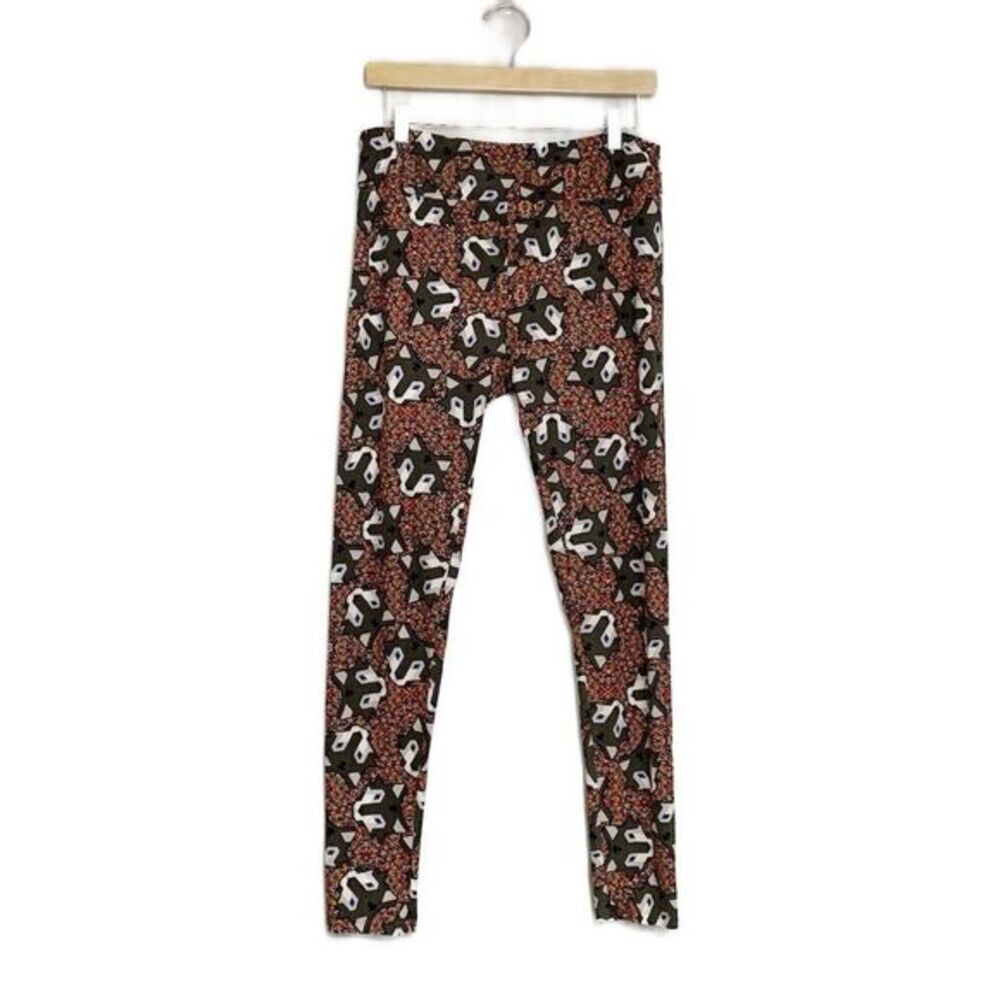 NWT LuLaRoe Leggings Tall & Curvy Pixel Husky Wolf Dog Multicolor UCONN